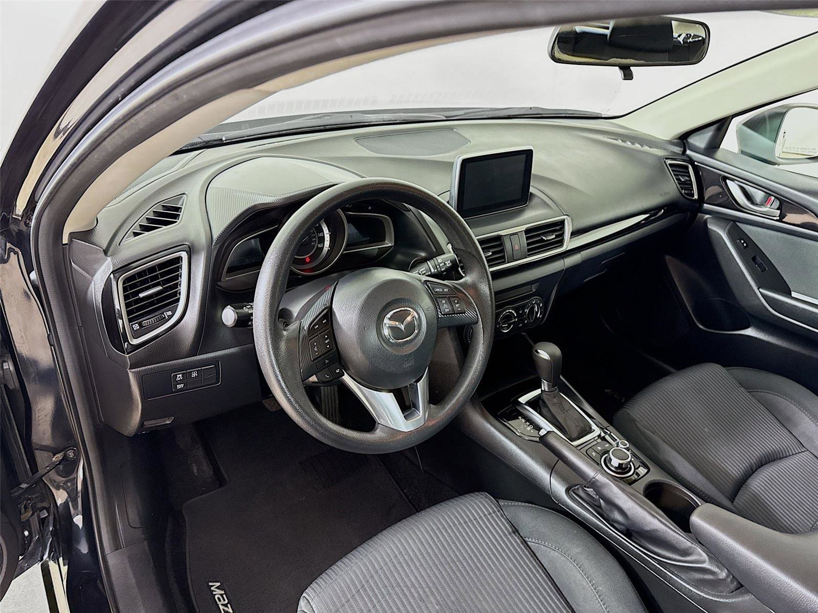 Used 2016 MAZDA MAZDA3 i Sport w/ Preferred Equipment Package image 22