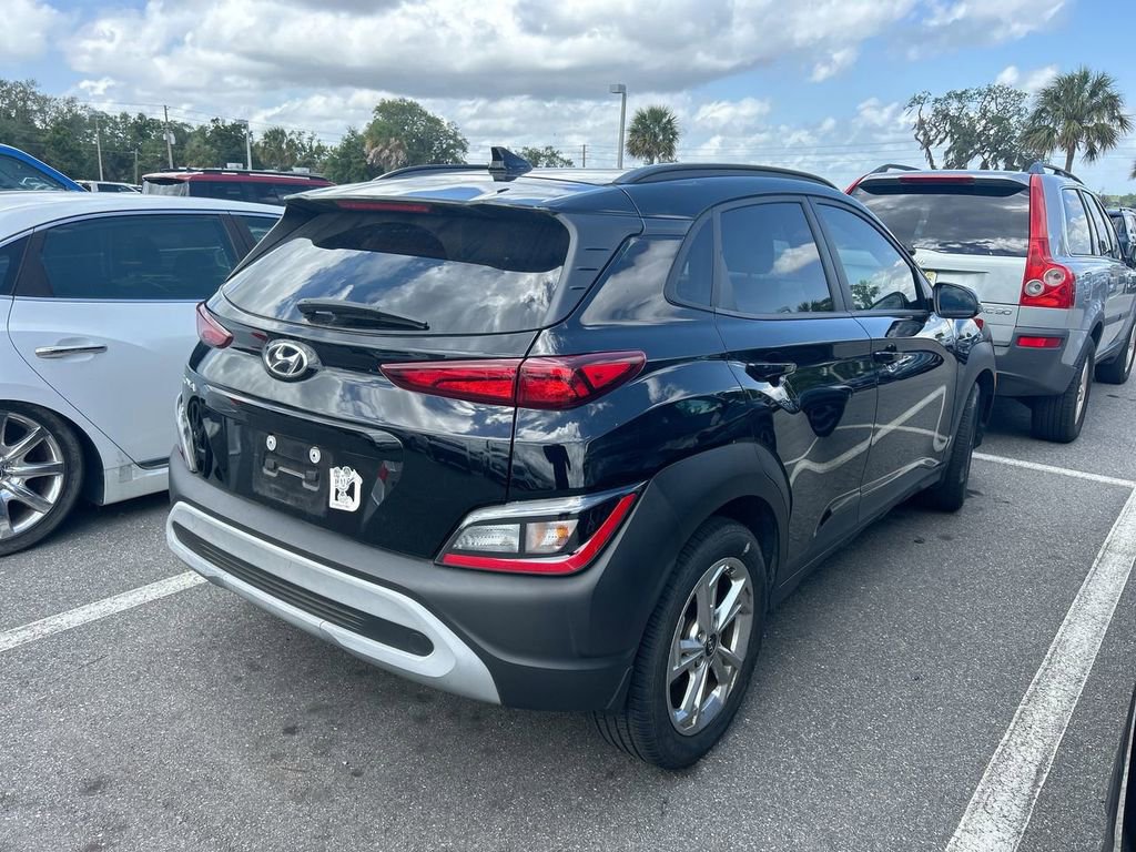 Used 2023 Hyundai Kona SEL w/ Cargo Package FWD image 7