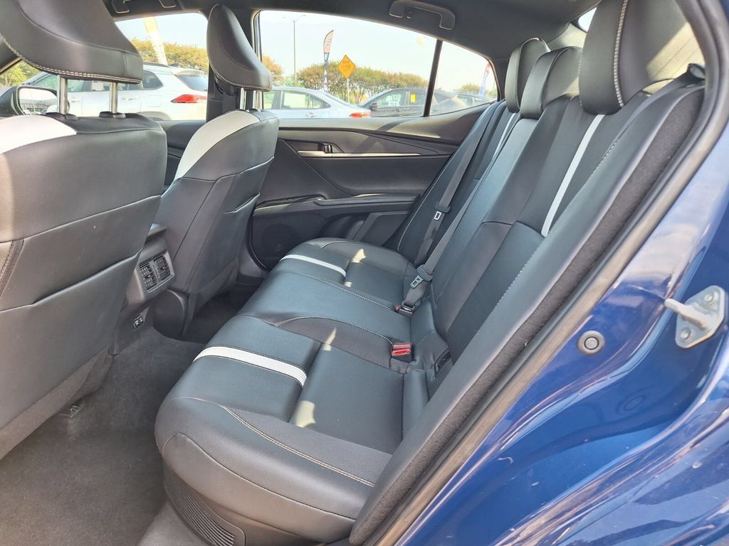 Used 2025 Toyota Camry SE FWD image 10