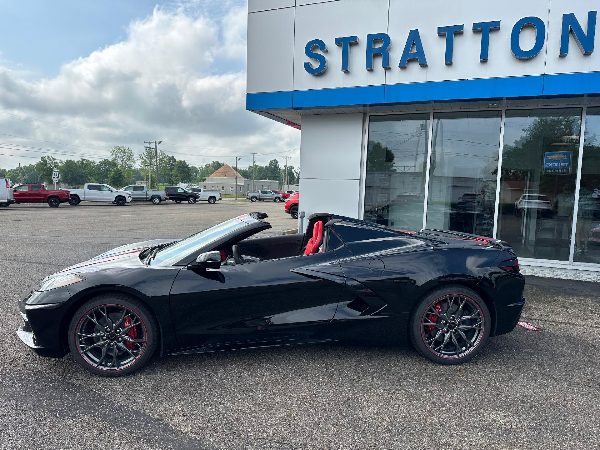 New 2027 Chevrolet Corvette Stingray Convertible w/ Battery Protection Package RWD image 24