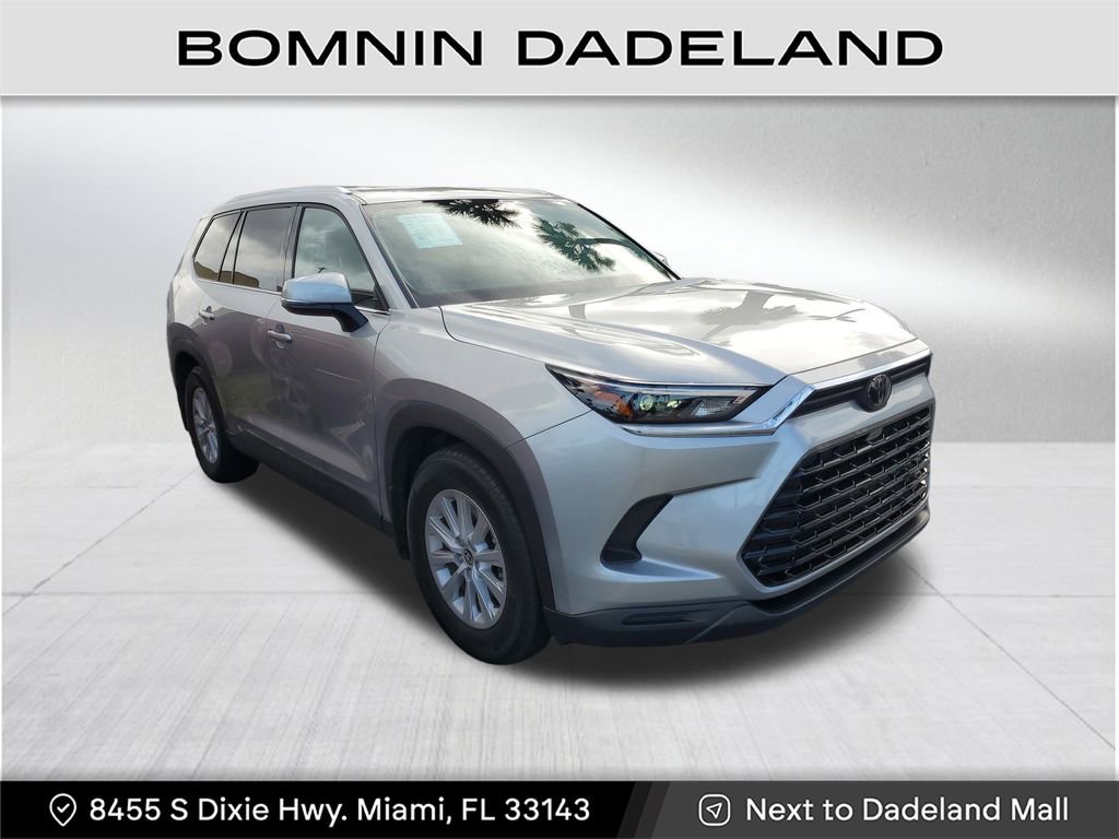 Used 2025 Toyota Grand Highlander AWD image 1