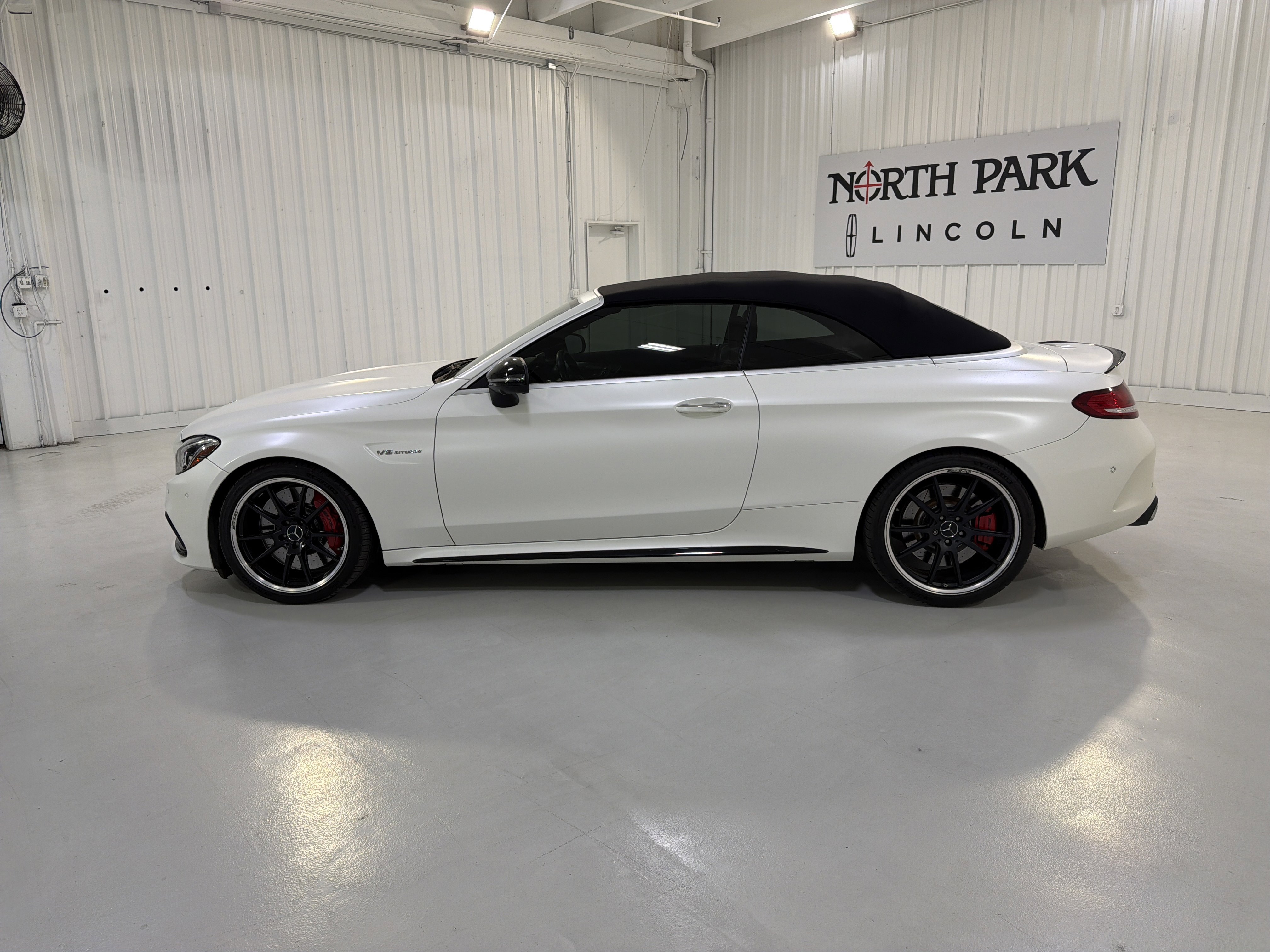 Used 2017 Mercedes-Benz C 63 AMG S image 2