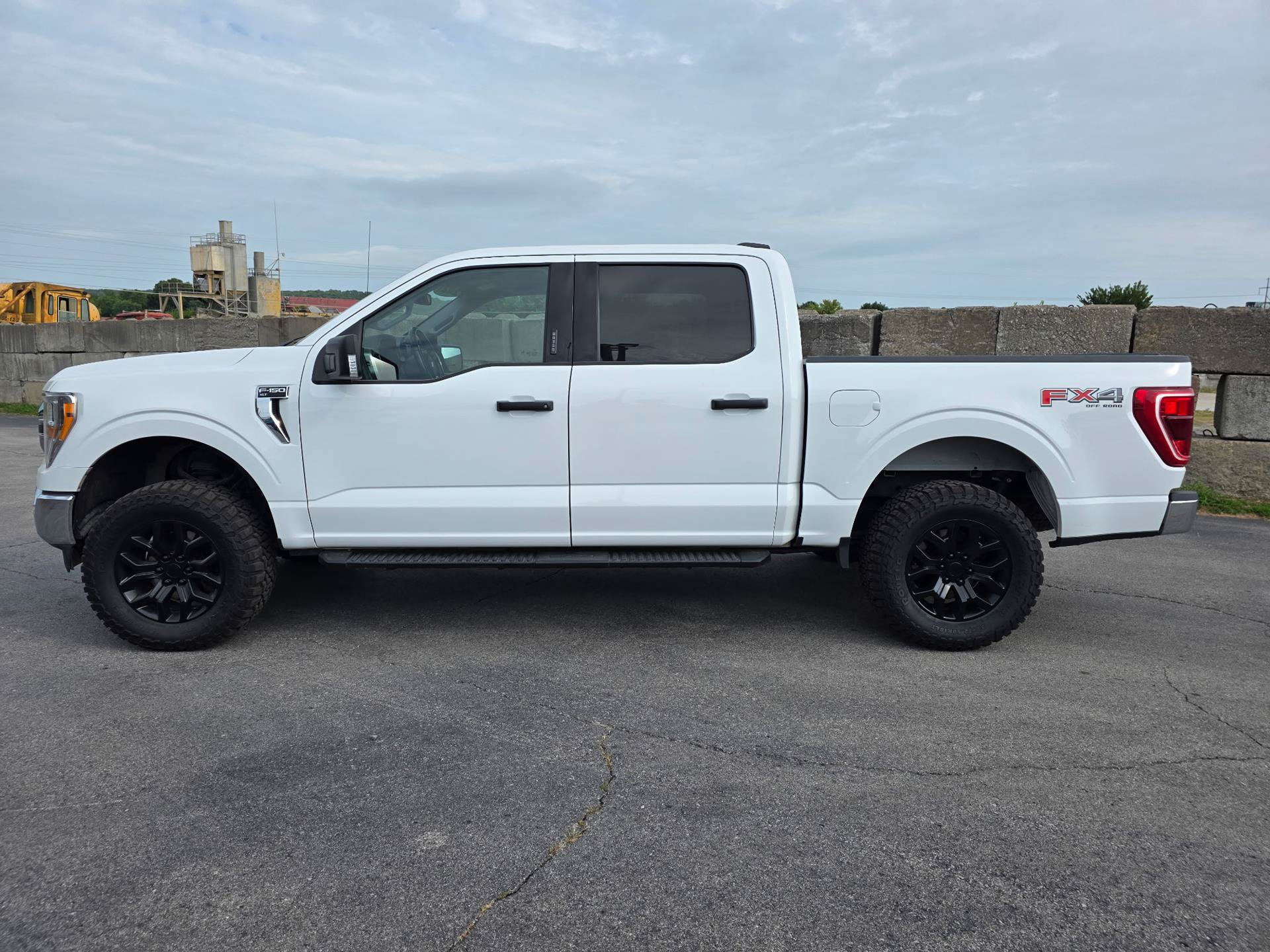 Used 2021 Ford F150 XLT w/ Equipment Group 301A Mid AWD/4WD image 7