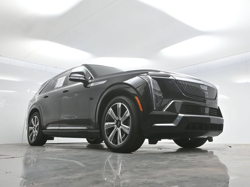 Used 2025 Cadillac Escalade IQ Luxury 2 w/ LPO, Premium Carpet Package AWD/4WD image 49