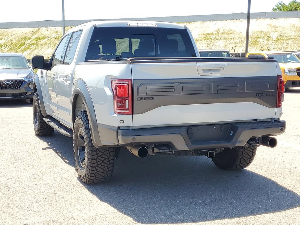 Used 2017 Ford F150 Raptor w/ Equipment Group 802A Luxury AWD/4WD image 2