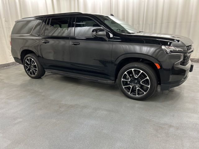 Used 2024 Chevrolet Suburban RST w/ Luxury Package image 1