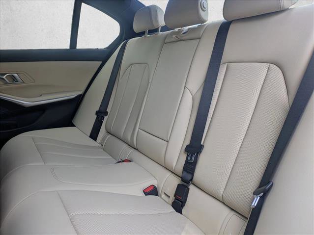 Used 2026 BMW 330i Sedan w/ Convenience Package RWD image 17