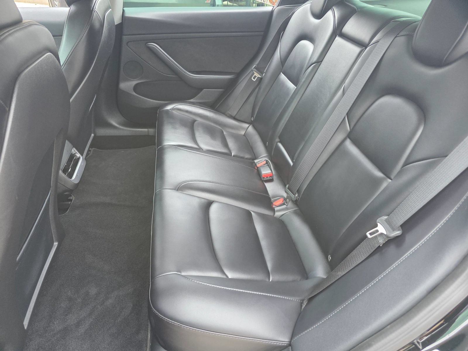 Used 2023 Tesla Model 3 Standard Range RWD image 34