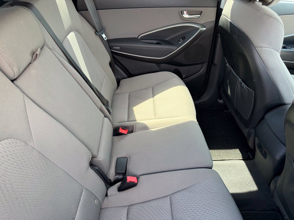 Used 2018 Hyundai Santa Fe Sport w/ 2.4L Value Package 02 AWD/4WD image 17