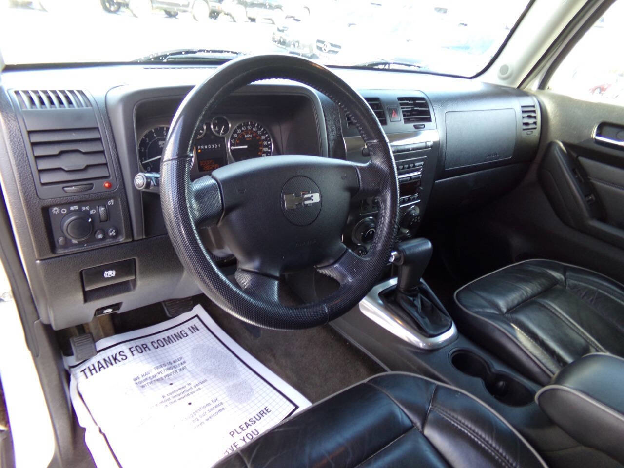 Used 2009 HUMMER H3 Luxury AWD/4WD image 8