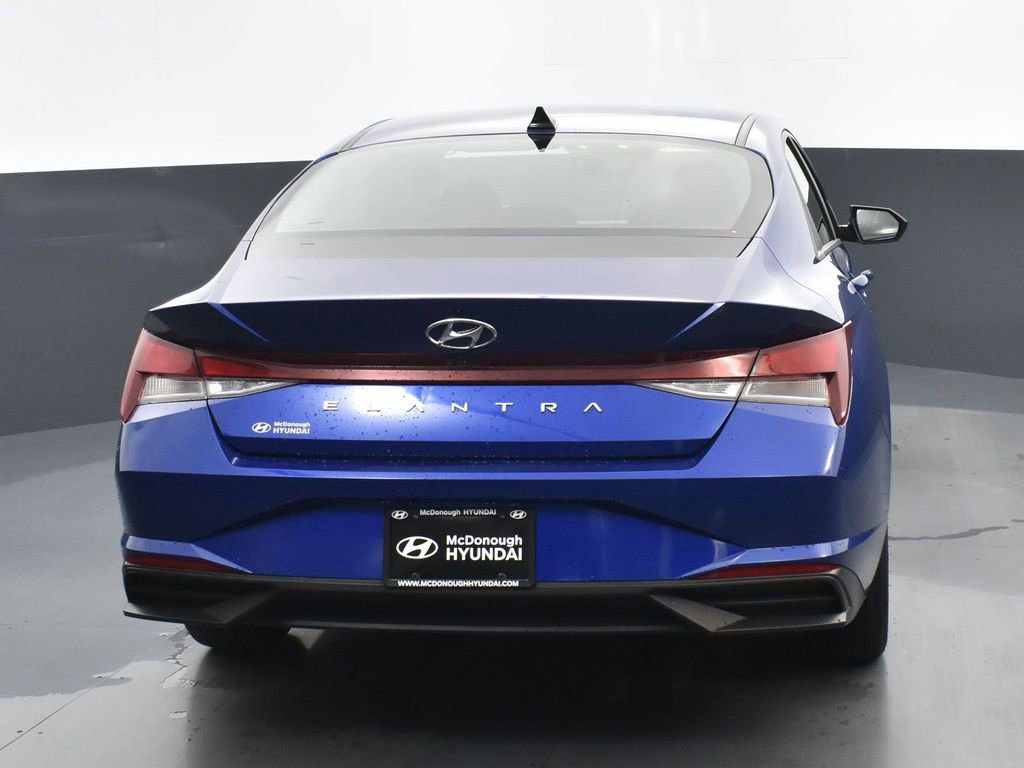 Used 2023 Hyundai Elantra SEL image 4