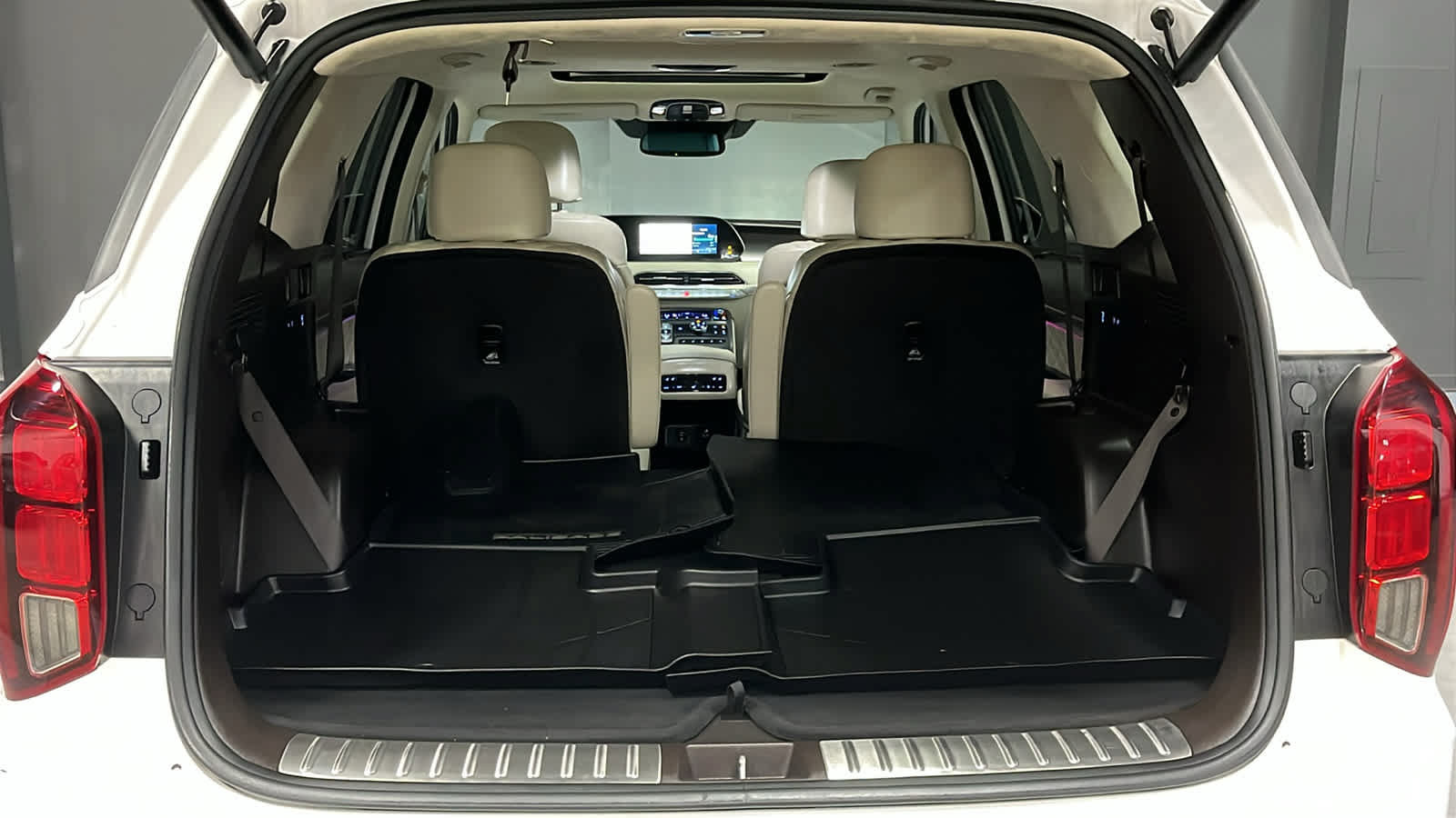 Used 2020 Hyundai Palisade Limited AWD/4WD image 25