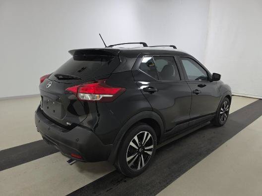 Used 2020 Nissan Kicks SV w/ Exterior Package FWD image 4