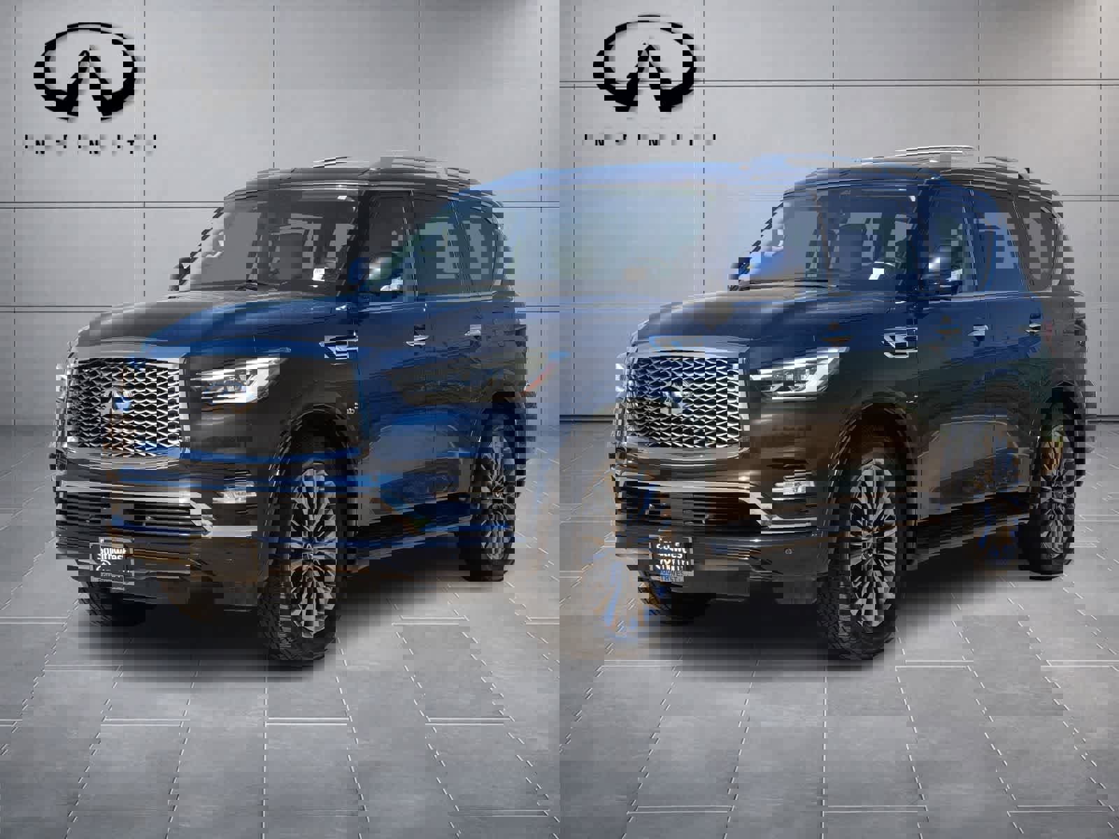 Used 2019 INFINITI QX80 Luxe w/ 22" Wheel Package image 1