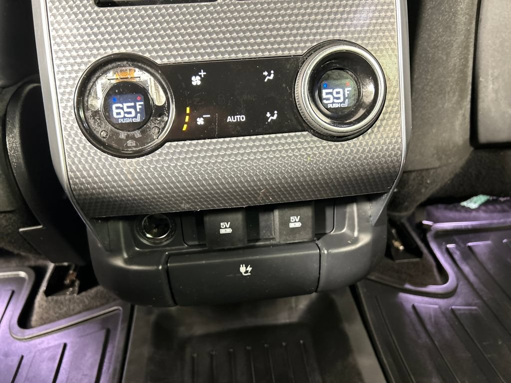 Used 2019 Land Rover Range Rover Sport Supercharged AWD/4WD image 17