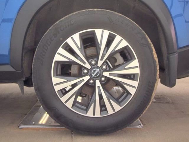 Used 2023 Nissan Rogue SV image 19