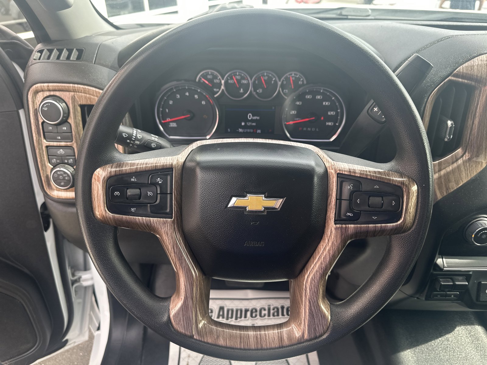 Used 2022 Chevrolet Silverado 2500 Custom w/ Custom Value Package AWD/4WD image 12