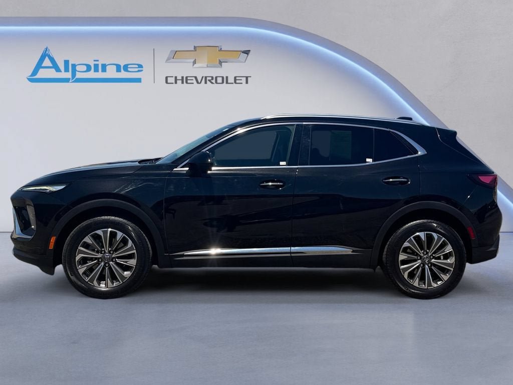 Used 2024 Buick Envision Preferred AWD/4WD image 2