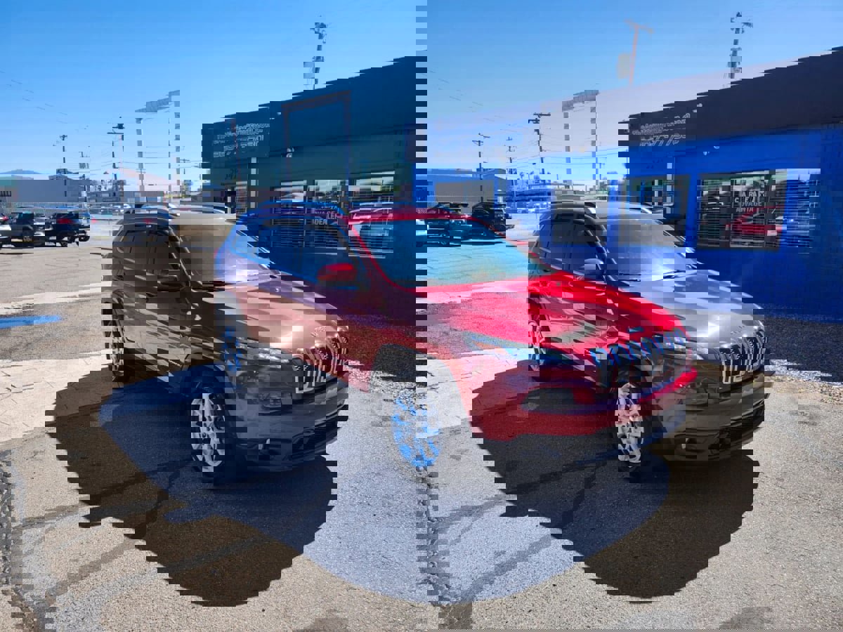 Used 2017 Jeep Cherokee Latitude image 9