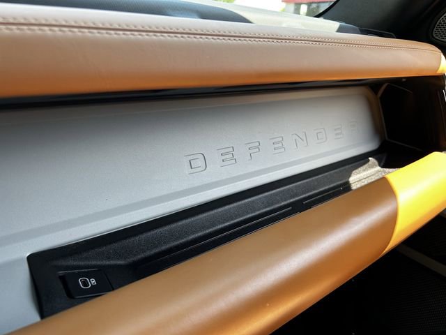 Used 2024 Land Rover Defender 110 X-Dynamic SE AWD/4WD image 20