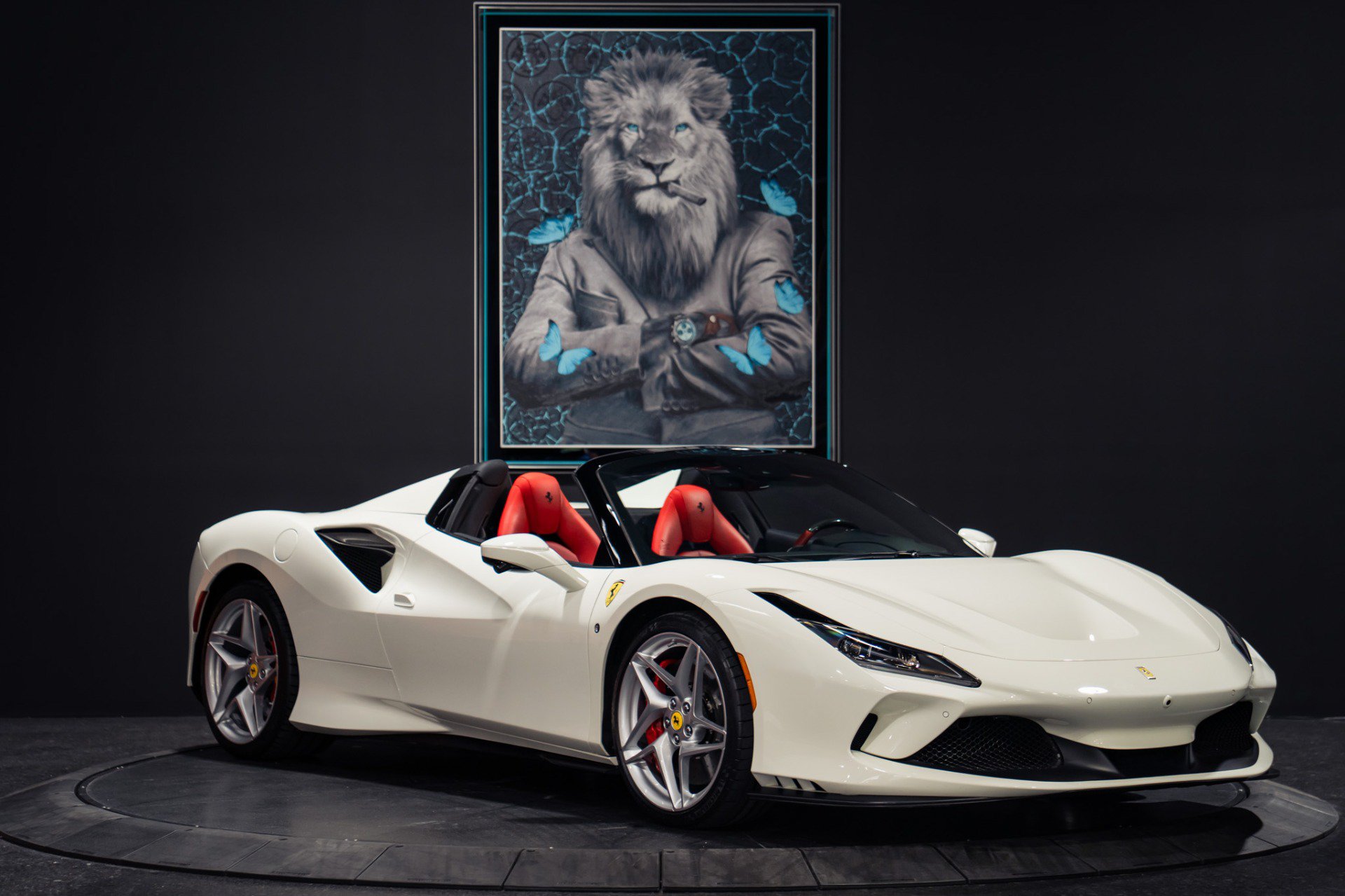 Used 2023 Ferrari F8 Tributo RWD image 11