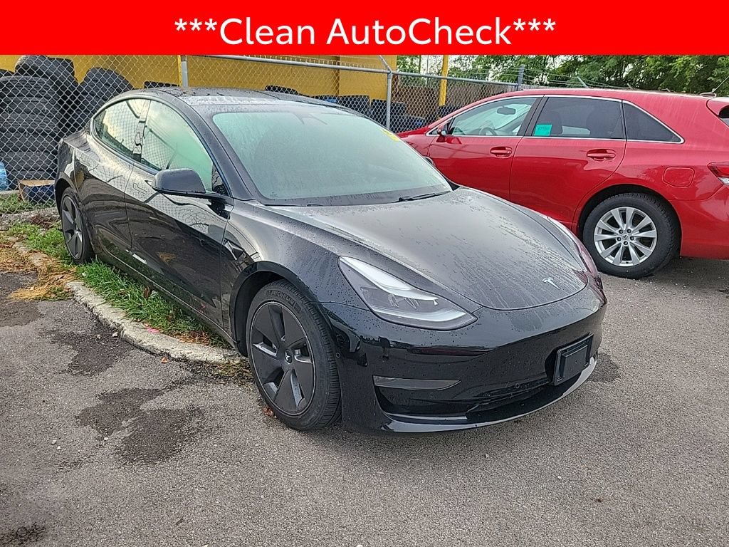 Used 2021 Tesla Model 3 Standard Range Plus RWD image 3