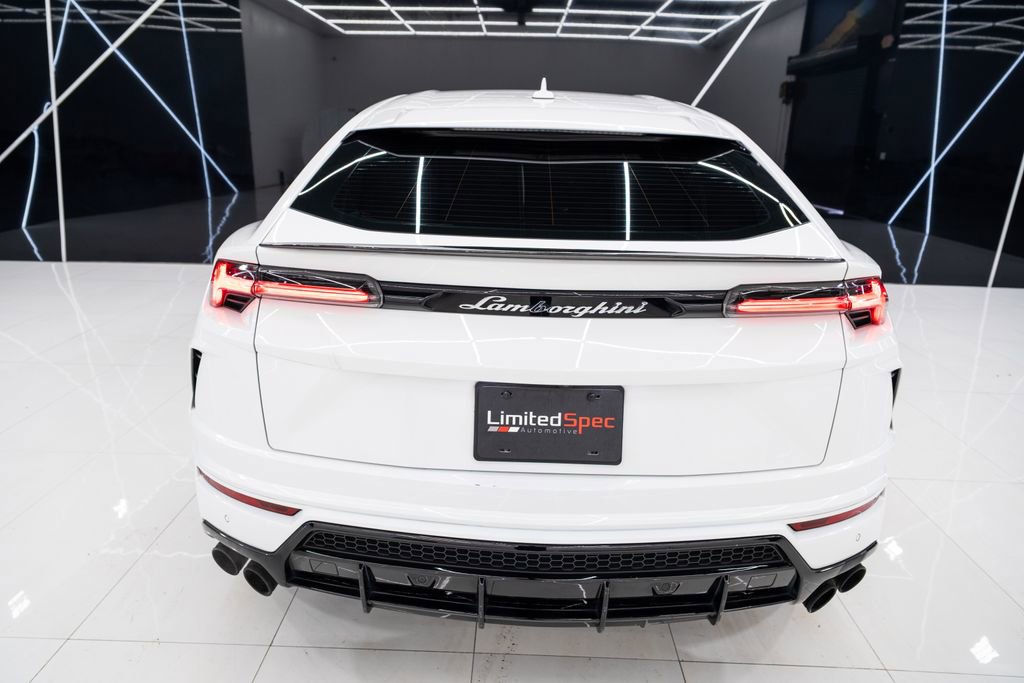 Used 2021 Lamborghini Urus image 19