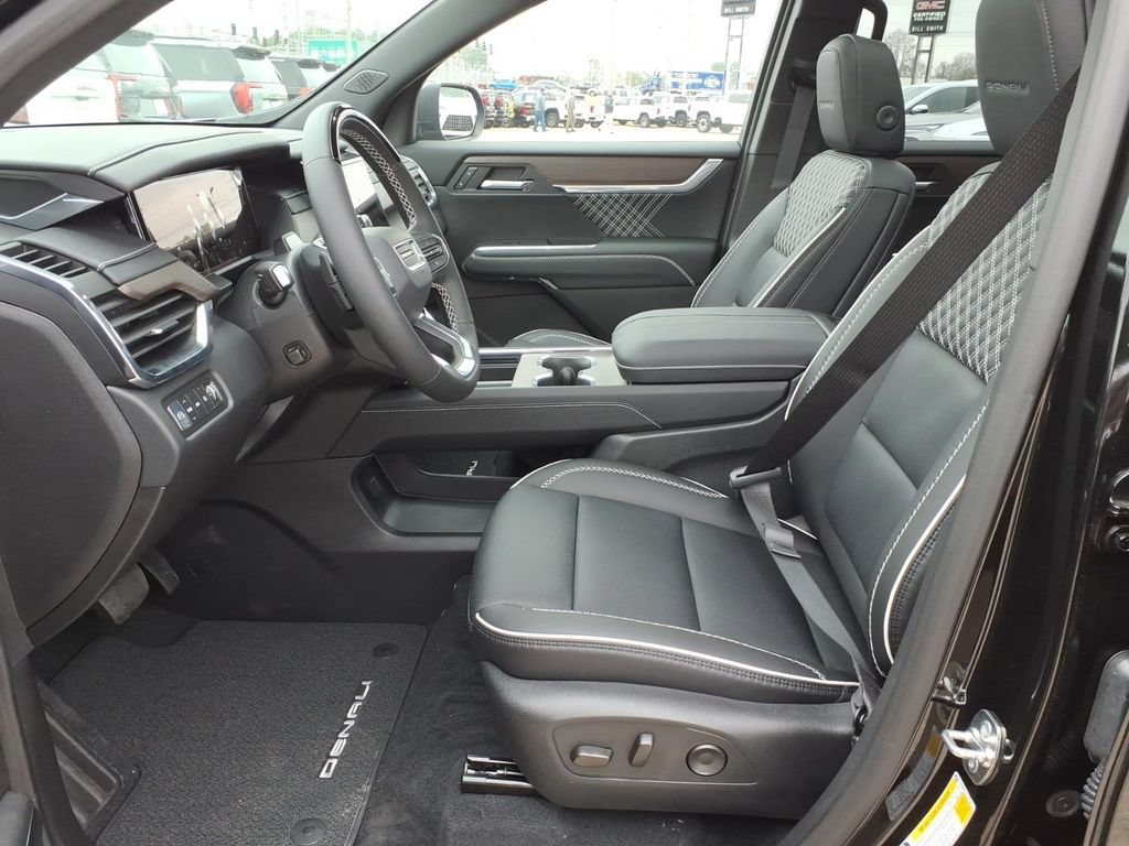 New 2026 GMC Acadia Denali w/ Super Cruise Package AWD/4WD image 11