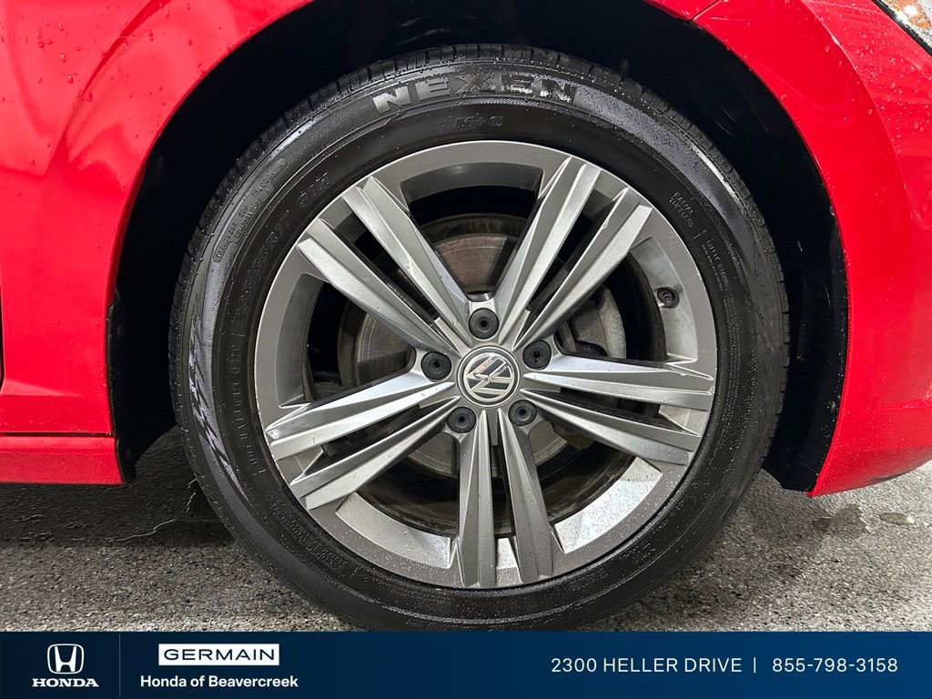 Used 2020 Volkswagen Jetta R-Line w/ R-Line Cold Weather Package FWD image 12