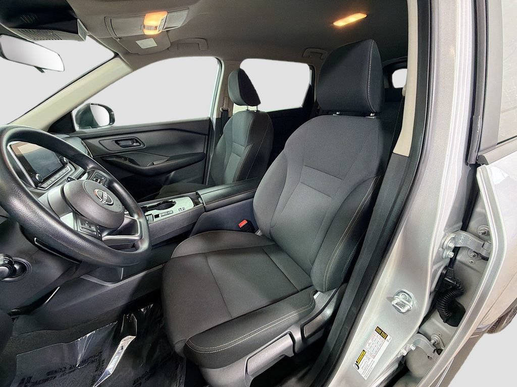Used 2024 Nissan Rogue S FWD image 20