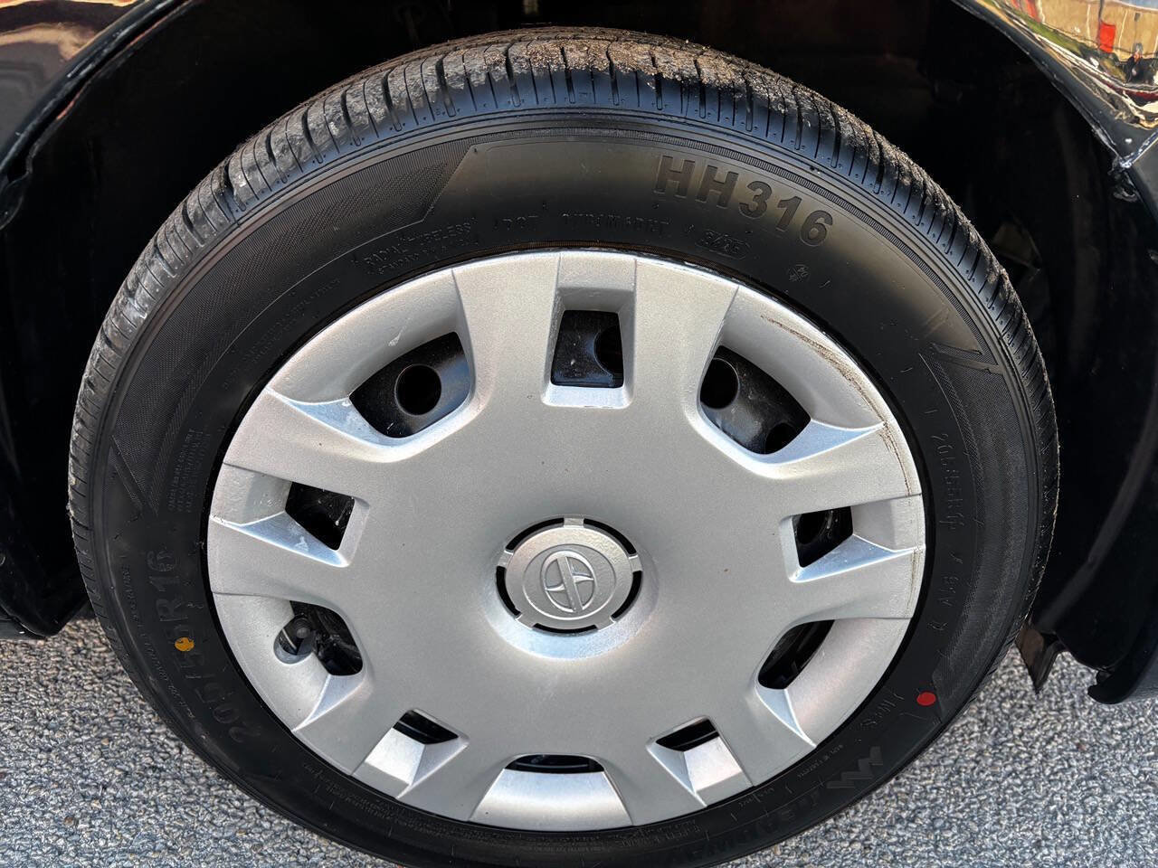 Used 2012 Scion xB image 37