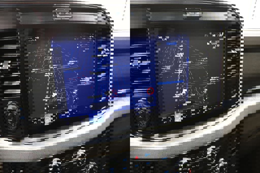 Used 2025 Ford F350 Platinum w/ Platinum Plus Package image 30