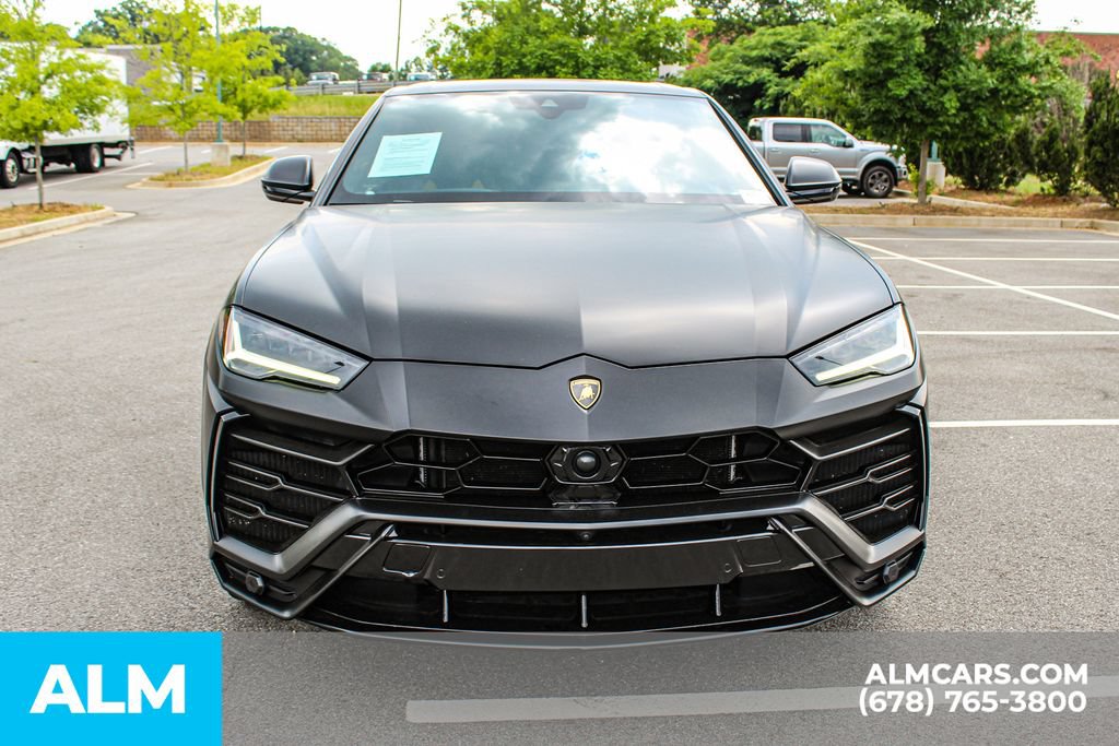 Used 2020 Lamborghini Urus AWD/4WD image 10