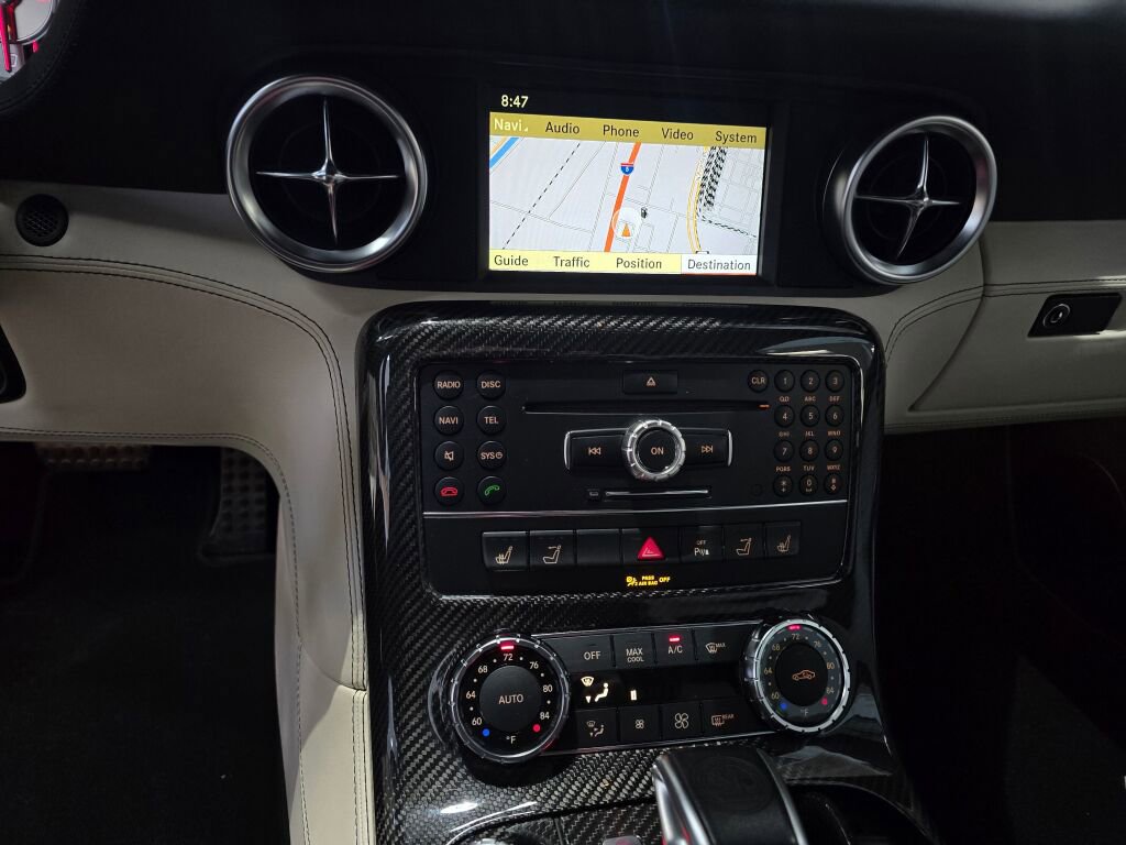 Used 2012 Mercedes-Benz SLS AMG Roadster image 15