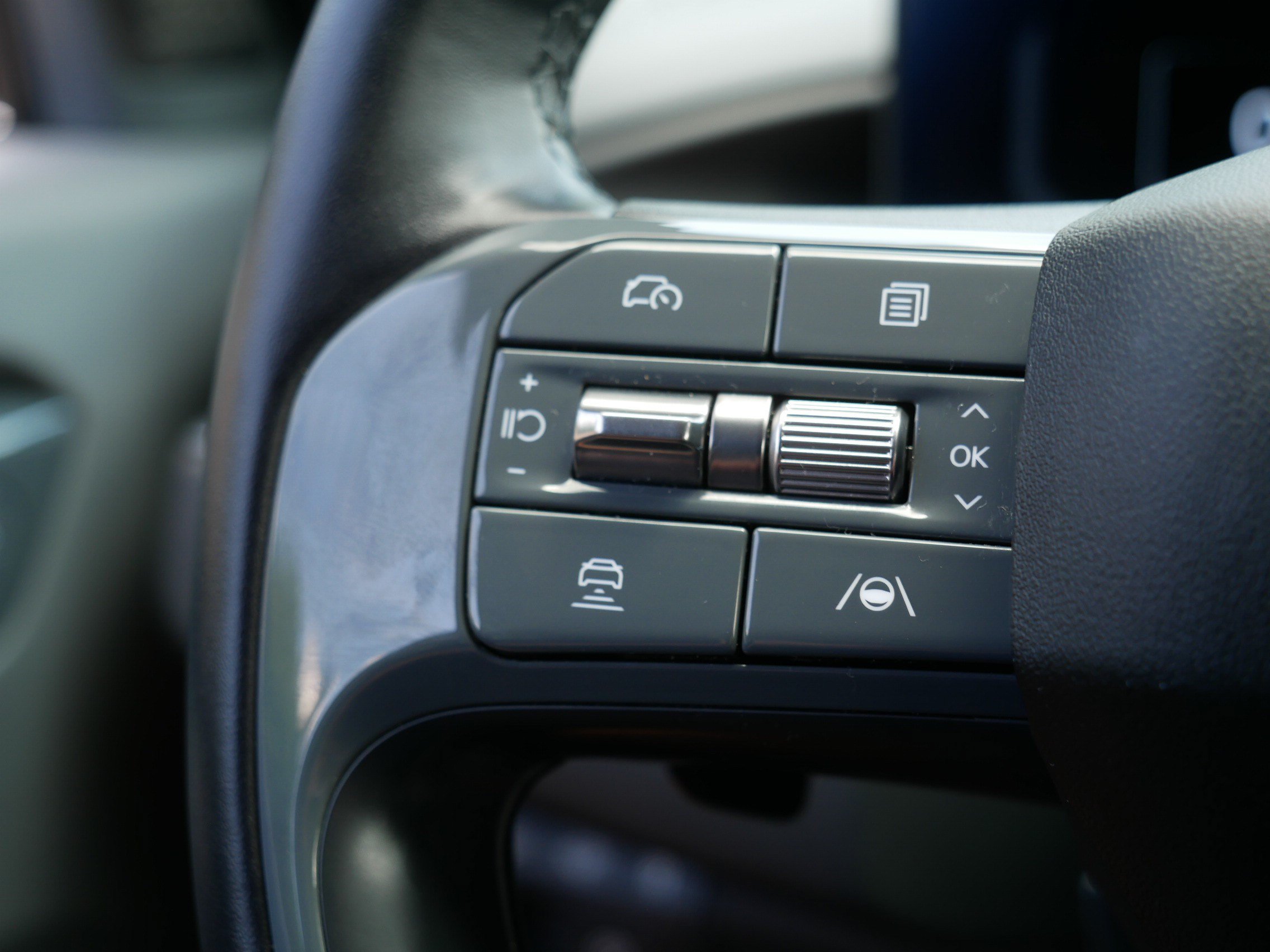 Certified 2024 Kia EV9 Land AWD/4WD image 28