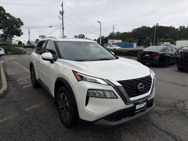 Certified 2023 Nissan Rogue SV w/ SV Premium B Package AWD/4WD image 2