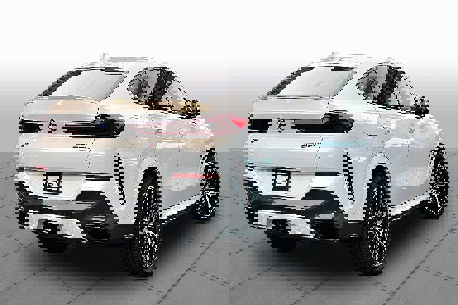 Used 2022 BMW X6 M50i w/ Executive Package image 13