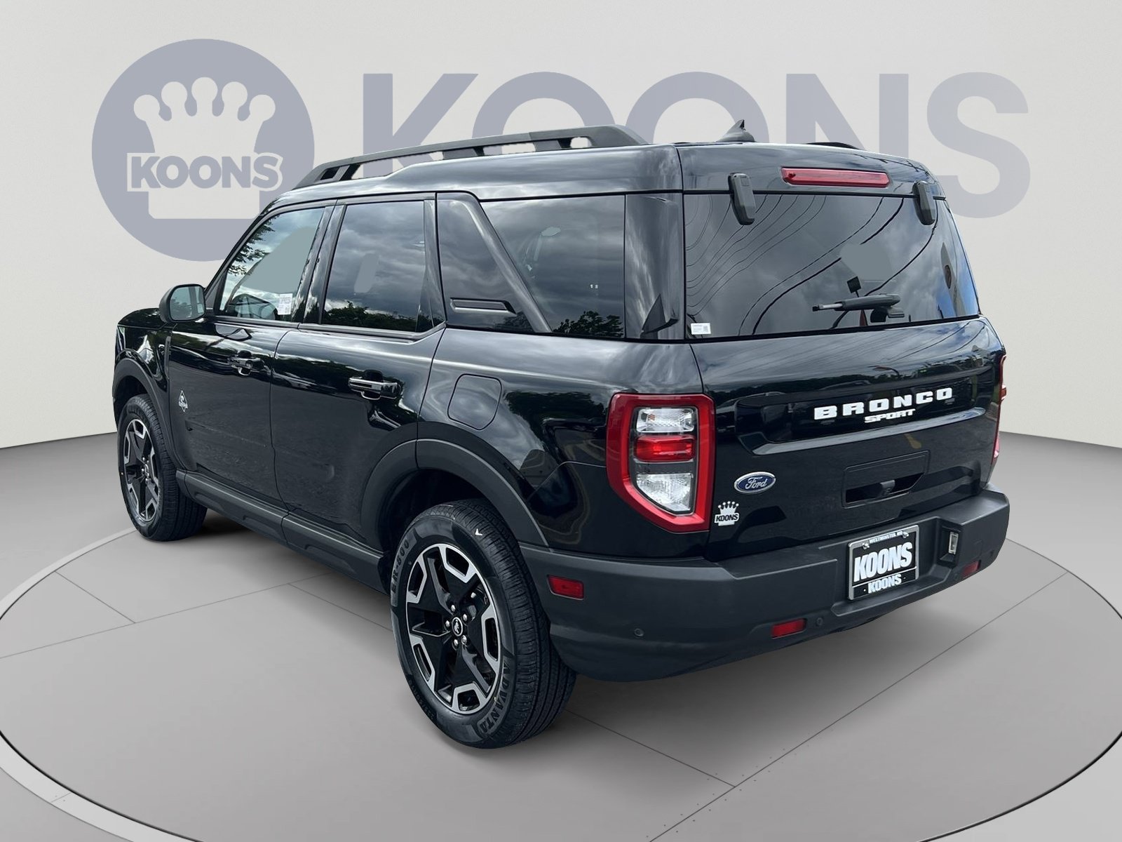 Used 2023 Ford Bronco Sport Outer Banks AWD/4WD image 4