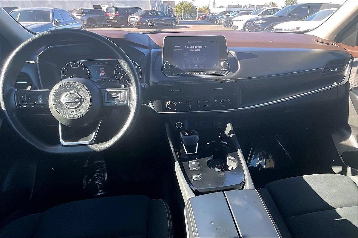 Used 2023 Nissan Rogue S FWD image 12