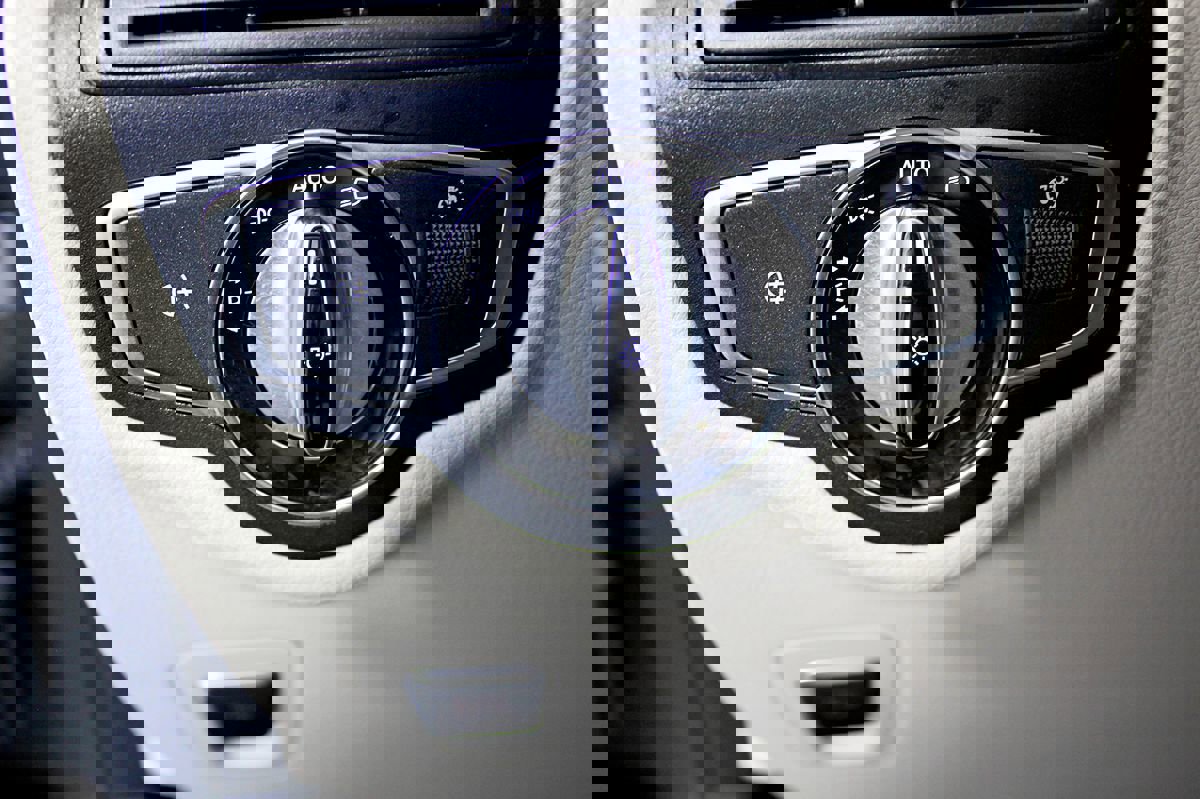 Used 2017 Mercedes-Benz GLC 300 4MATIC image 21