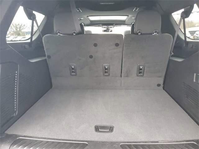 Certified 2022 Chevrolet Suburban LT w/ Luxury Package image 7