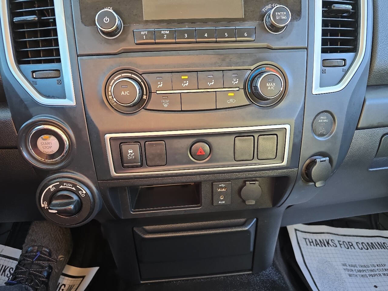 Used 2017 Nissan Titan S image 21