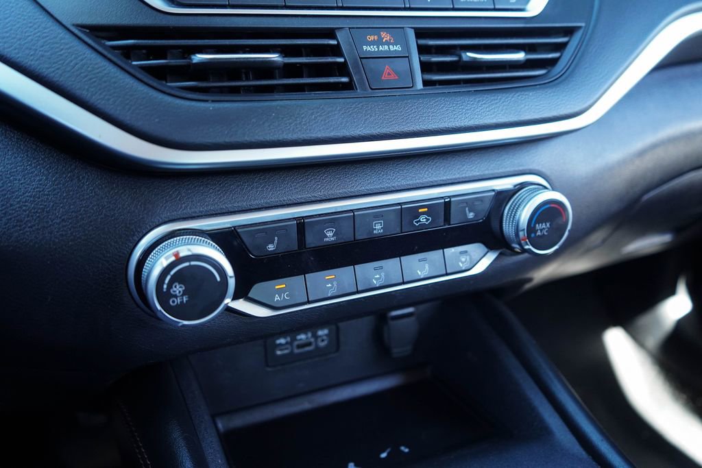 Used 2022 Nissan Altima 2.5 SR w/ Midnight Edition Package image 22