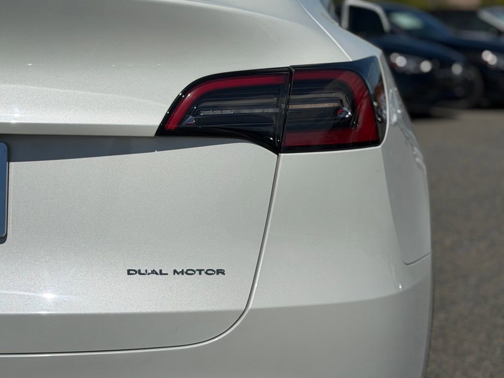 Used 2023 Tesla Model Y Long Range image 12