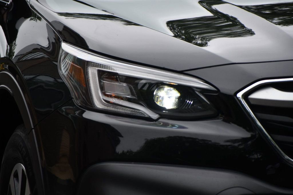 Used 2020 Subaru Outback Premium image 5