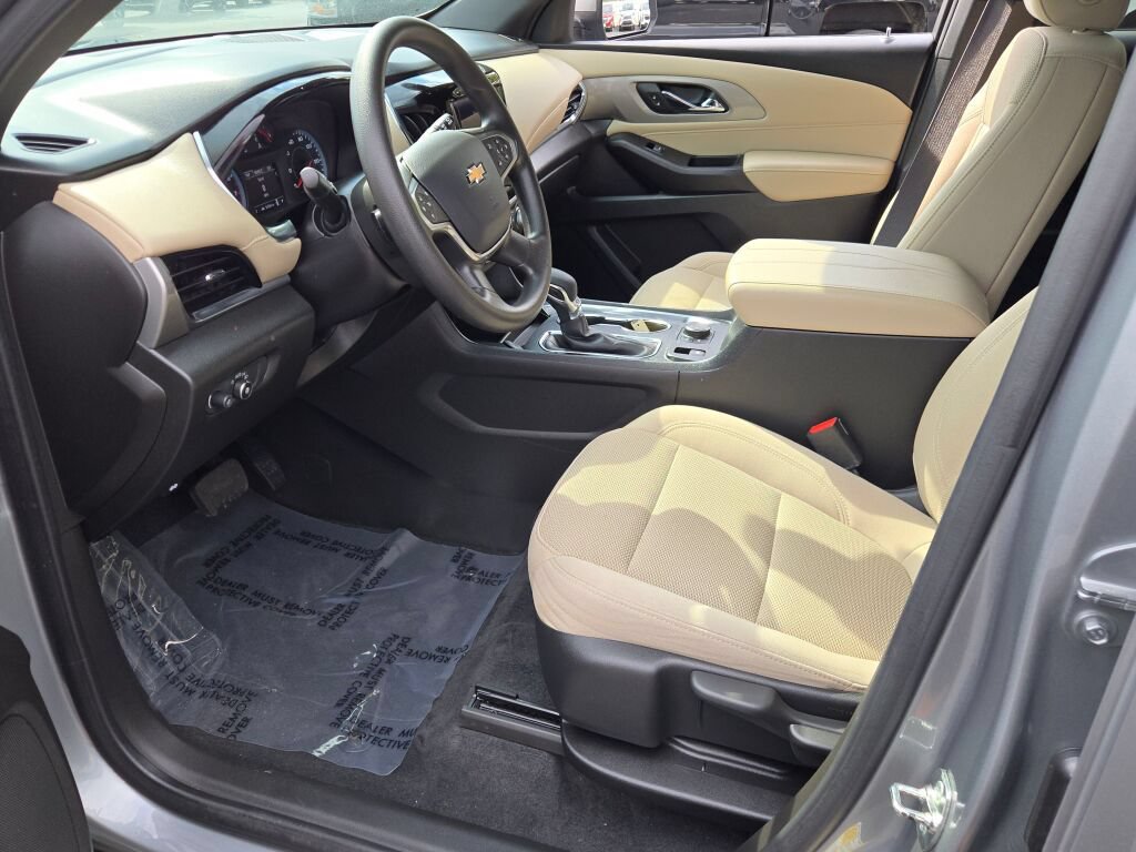 Certified 2023 Chevrolet Traverse LS w/ Safety Package AWD/4WD image 28