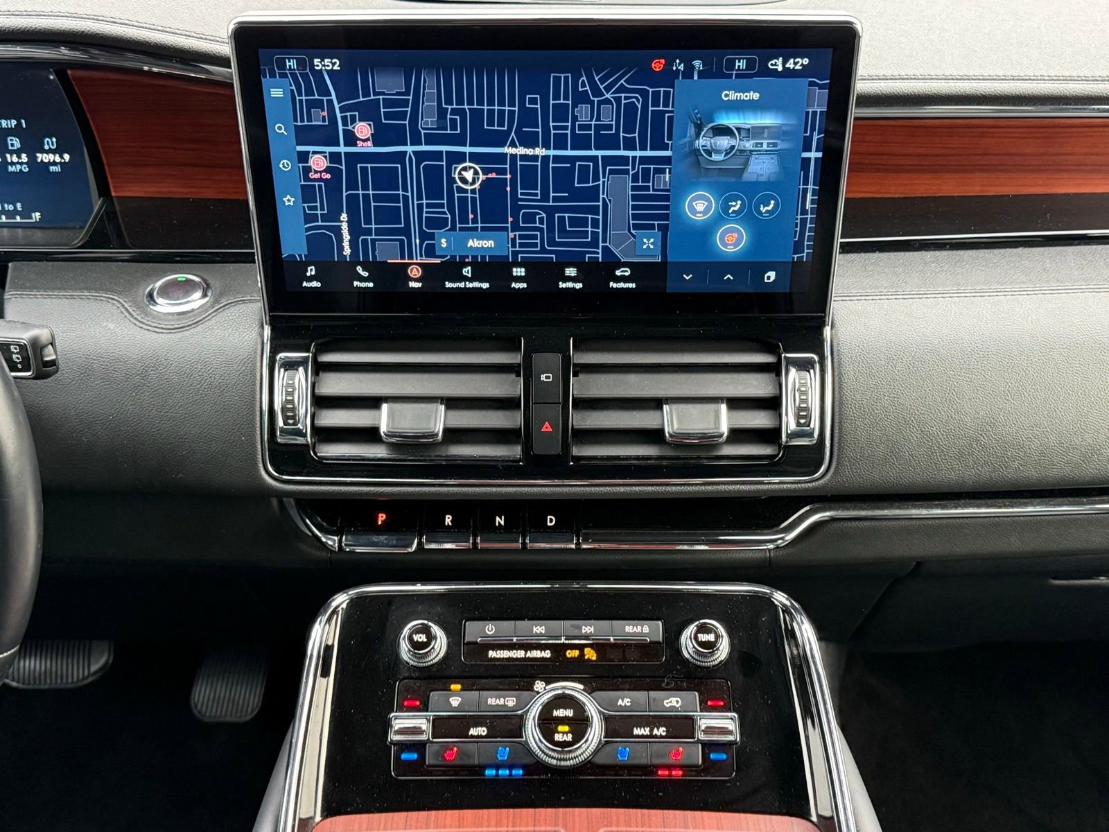 Used 2023 Lincoln Navigator Reserve image 25
