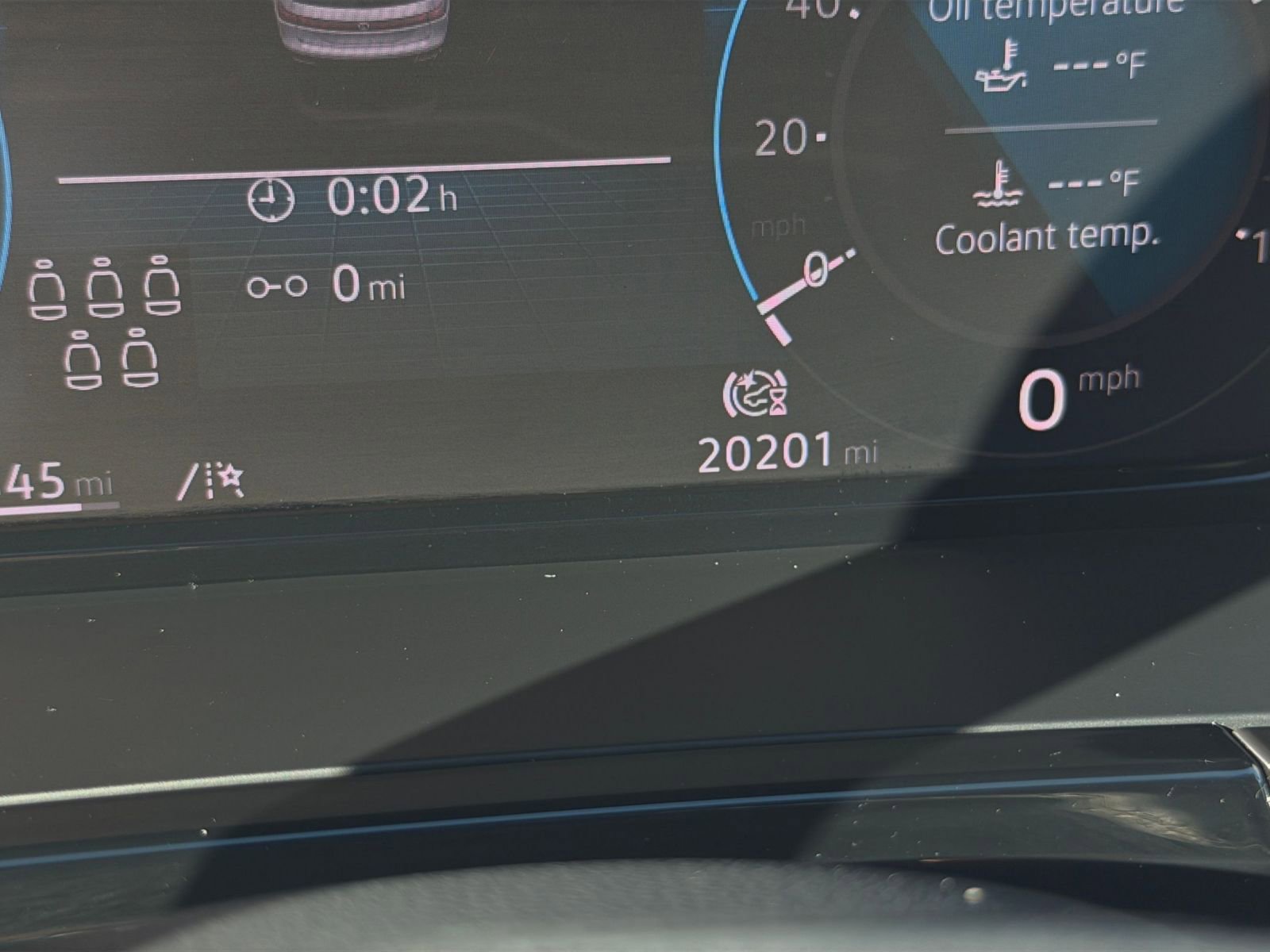 Used 2025 Volkswagen Atlas SE image 40