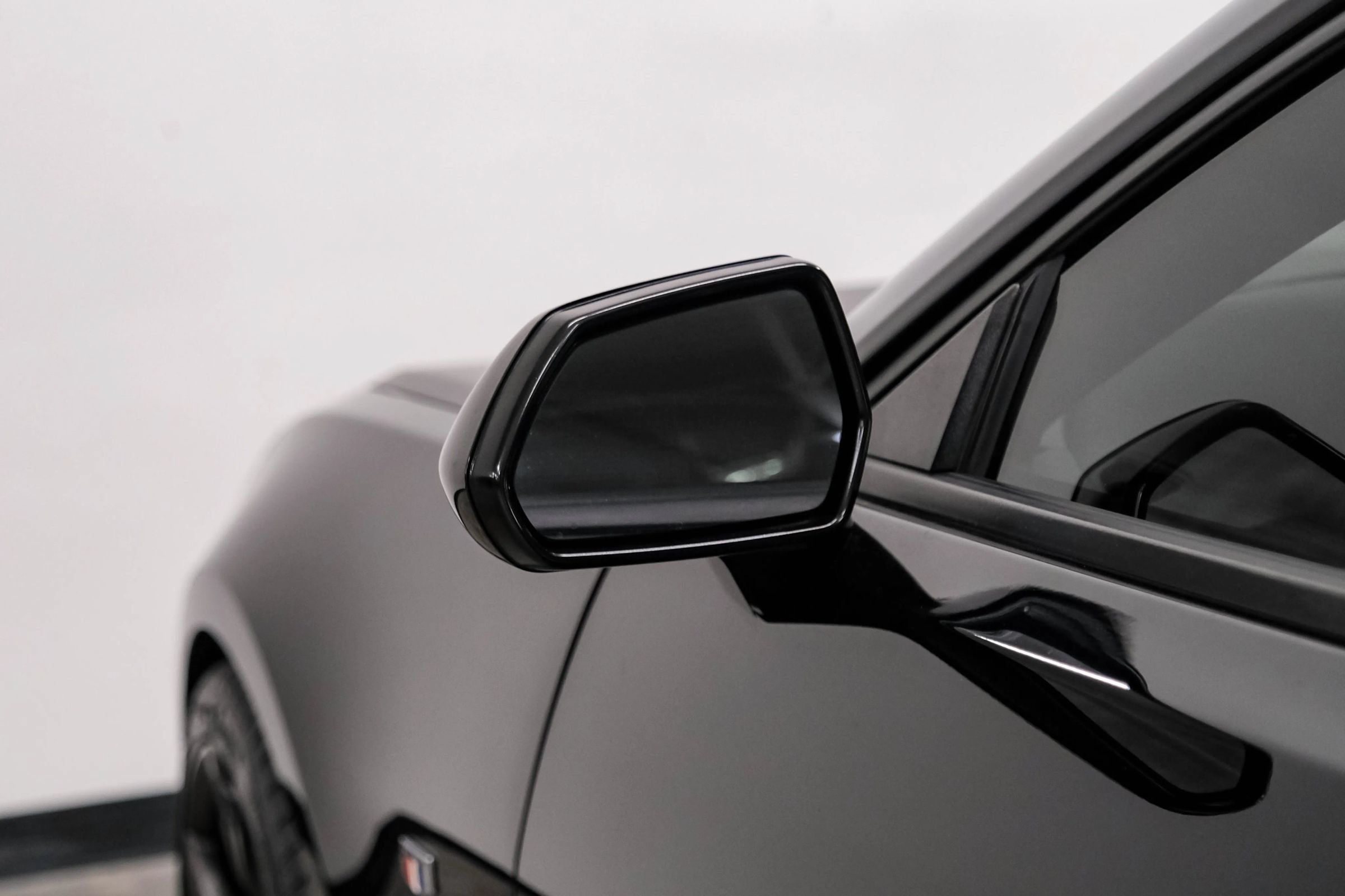 Used 2019 Chevrolet Camaro SS RWD image 37