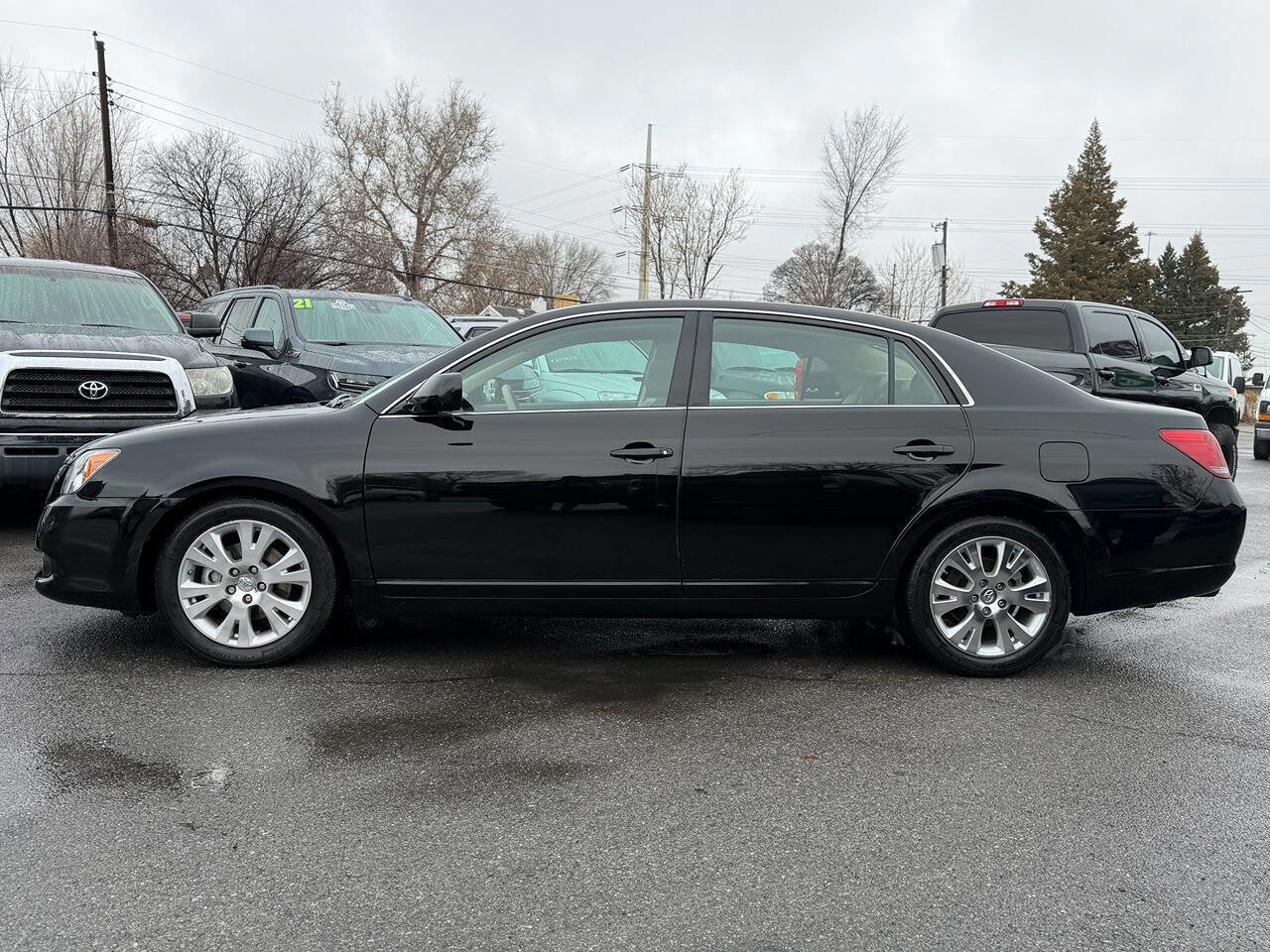 Used 2008 Toyota Avalon XLS image 25